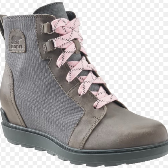 Sorel Shoes - NWT Sorel Evie II wedge boots, gray/pink size 9